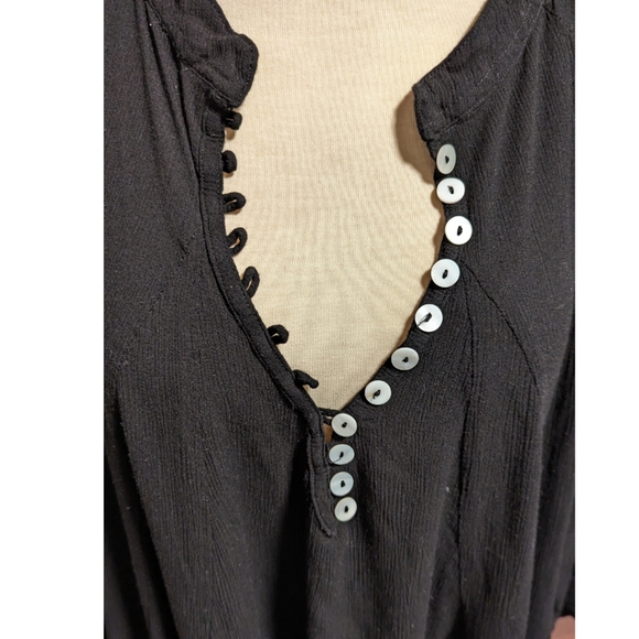 Myrah Peñaloza Frida Gown - Picture 3 of 6